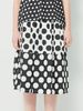 Chân váy chấm bi màu đen trắng